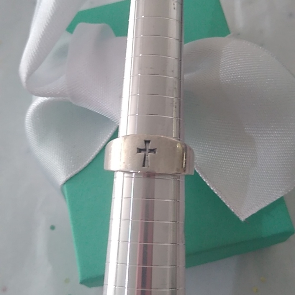 James Avery Narrow Crosslet Cross Ring, Sterling Silver 925, size 7